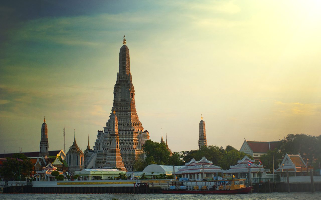 photo-of-wat-arun-temple-1031659 photo-of-wat-arun-temple-1031659